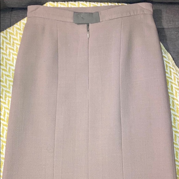 CHANEL Boutique Lambswool Tan Skirt - Picture 3 of 9